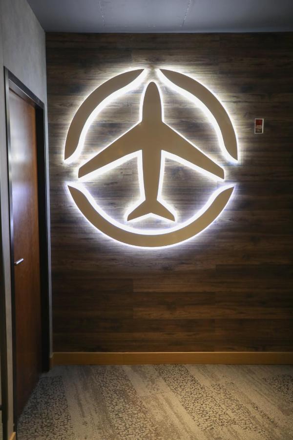 Abu Dhabi Airport Hotel T1 International Departures Екстериор снимка