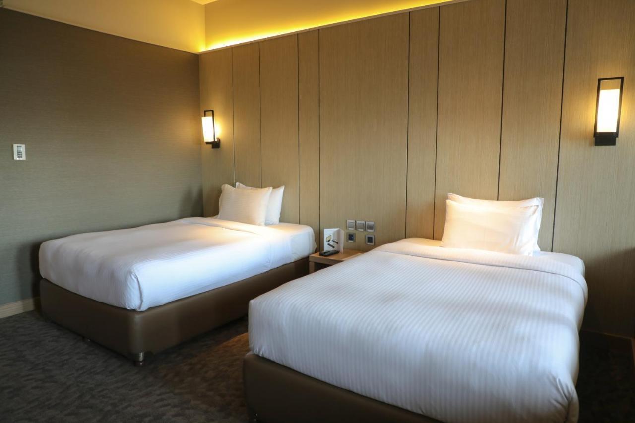 Abu Dhabi Airport Hotel T1 International Departures Екстериор снимка